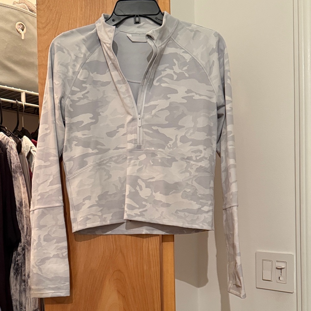 Lululemon Athletica Gray Camouflage Sweatshirt